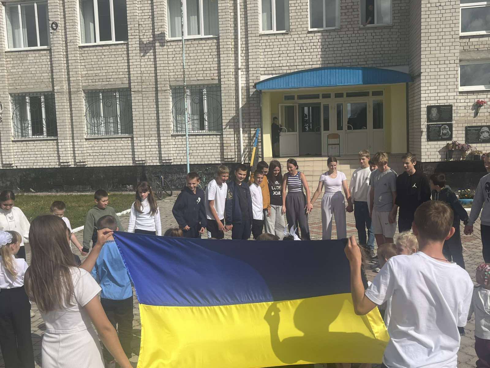 Фото 3 з новини